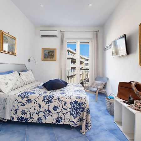 Cafiero Flat Apartment Соренто Екстериор снимка